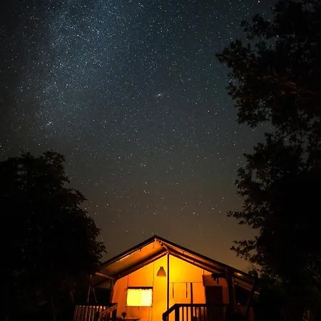 Veragua. Glamping Y Turisticos * ビジャヌエバ・デ・ラ・ベラ