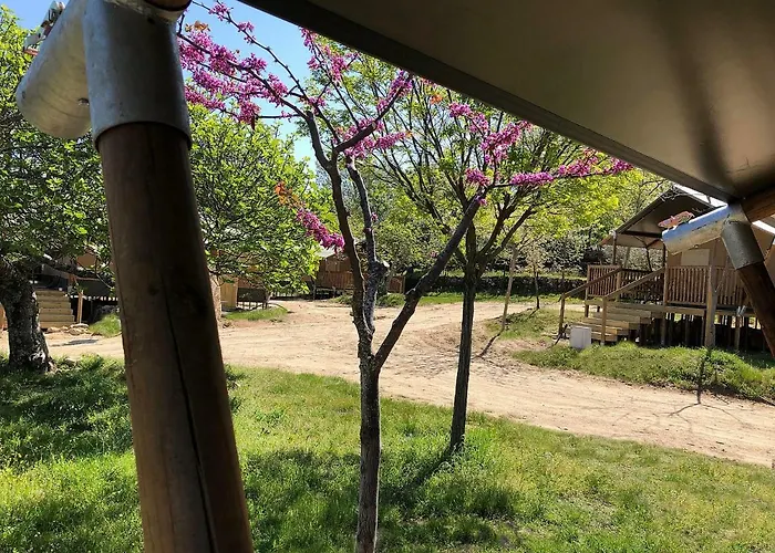 Veragua. Glamping Y Turisticos וילאנואבה דה לה ורה