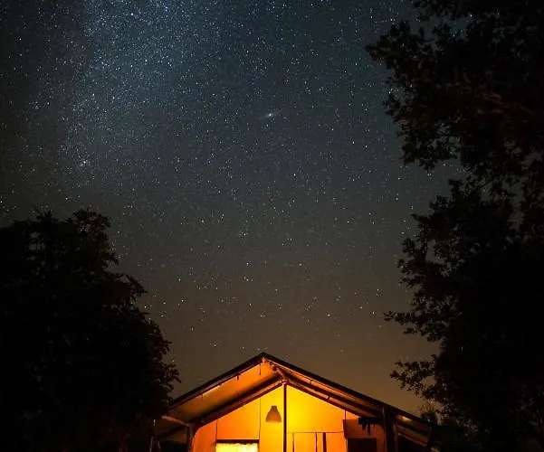 Veragua. Glamping Y Turisticos * וילאנואבה דה לה ורה